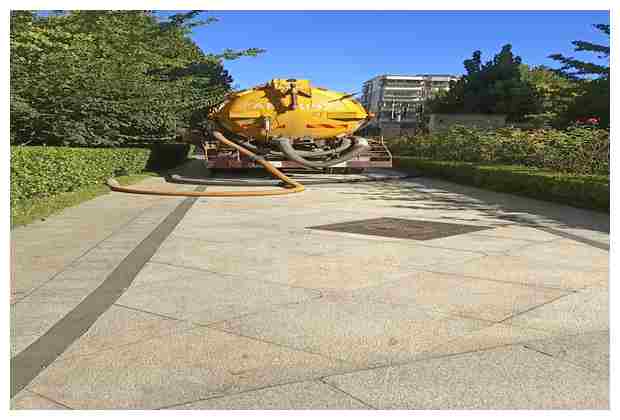 紫芳園社區(qū)沼氣渠管道清淤前需要做的事