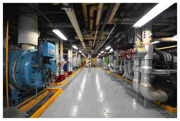 楊各莊村清理沉淀池的流程